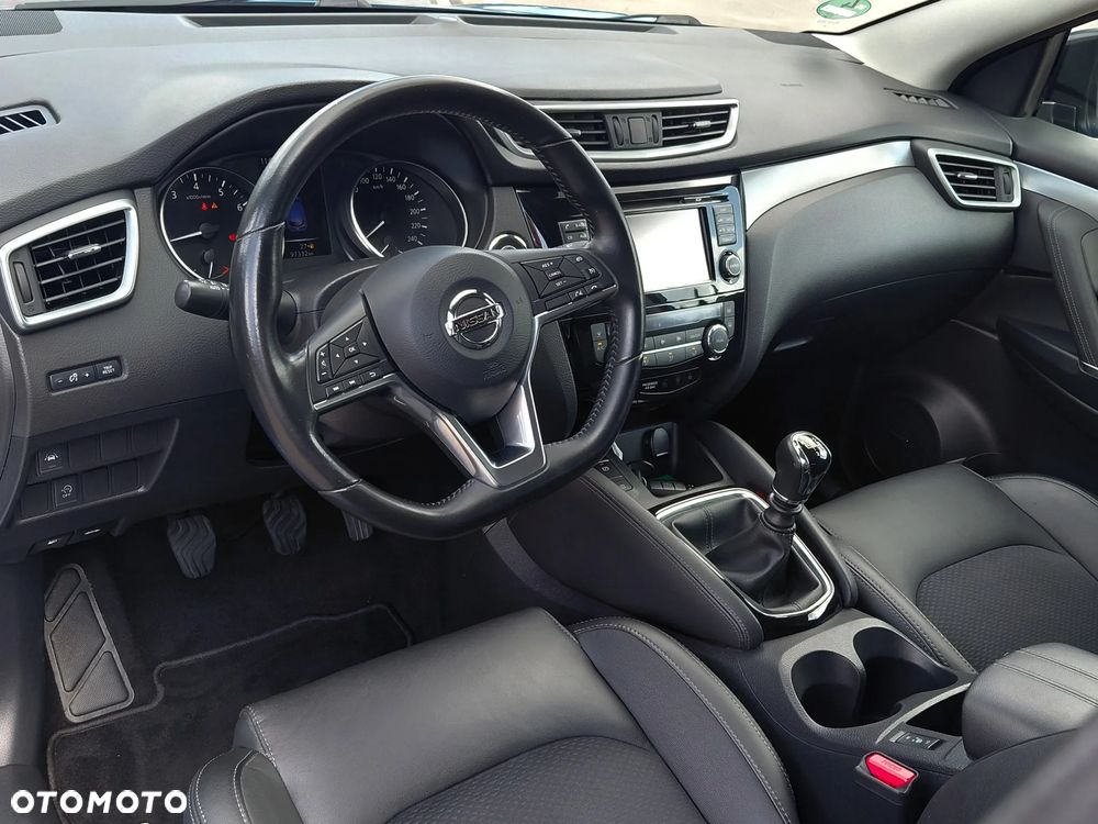 Nissan Qashqai 1.6 DIG-T Tekna - 24