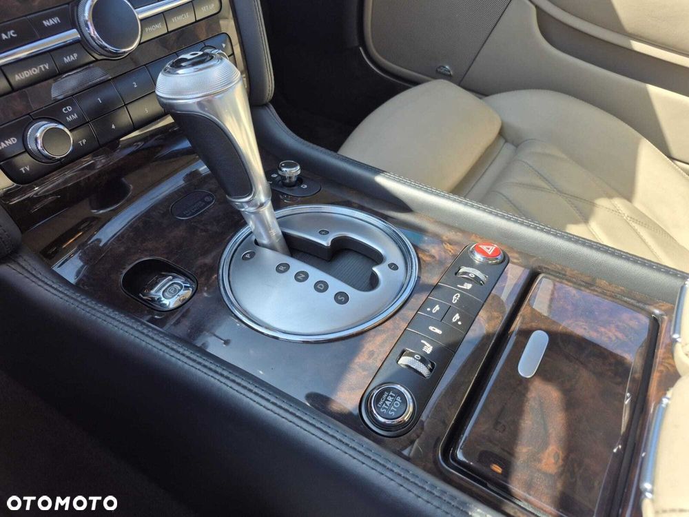Bentley Continental GT Speed - 28