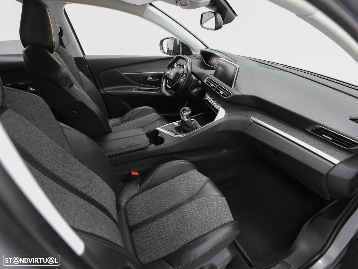 Peugeot 3008 1.2 PureTech Allure - 9