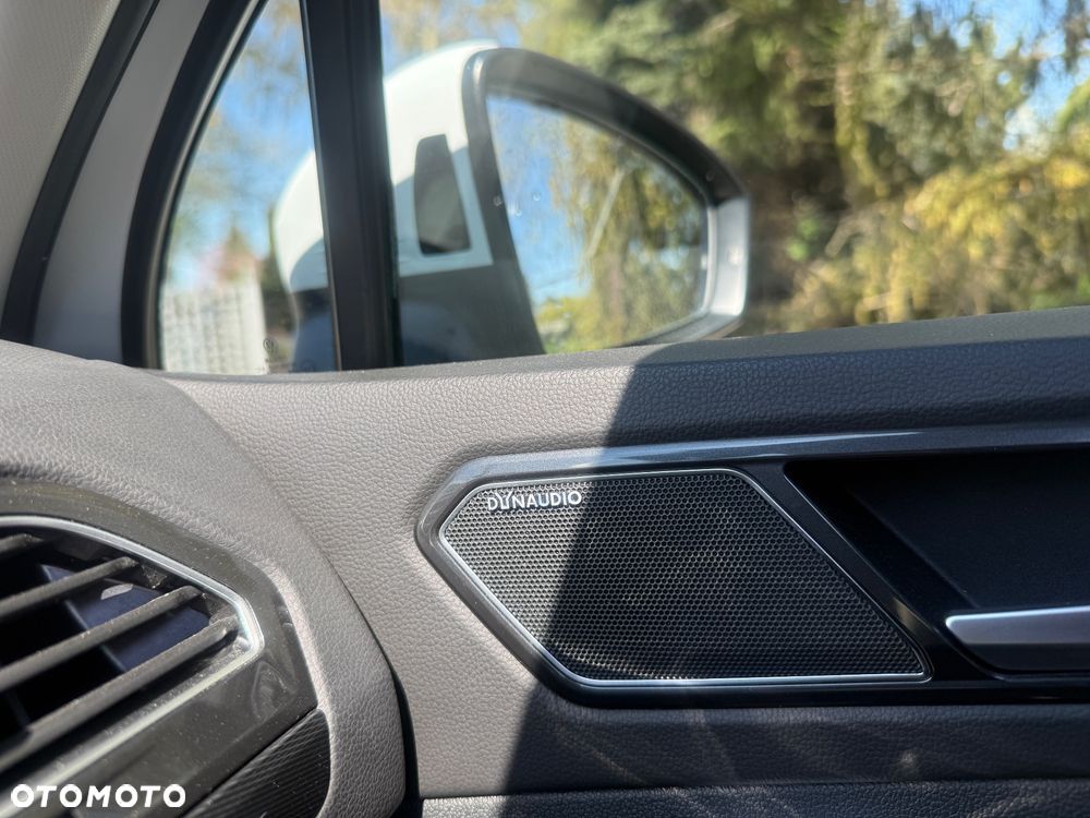 Volkswagen Tiguan - 21
