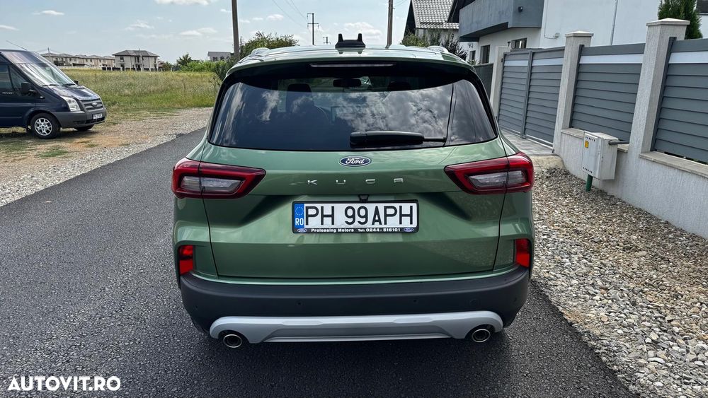 Ford Kuga 1.5 EcoBoost A8 FWD Titanium - 4
