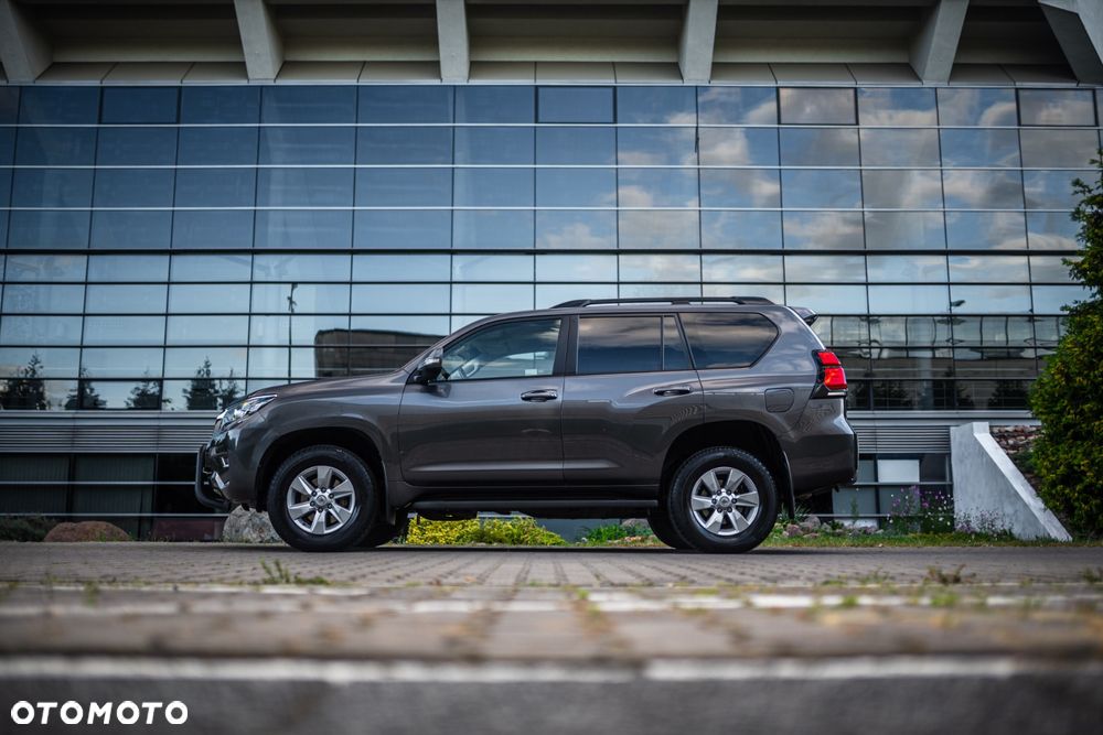 Toyota Land Cruiser LC 2.8 D-4D Prado - 5