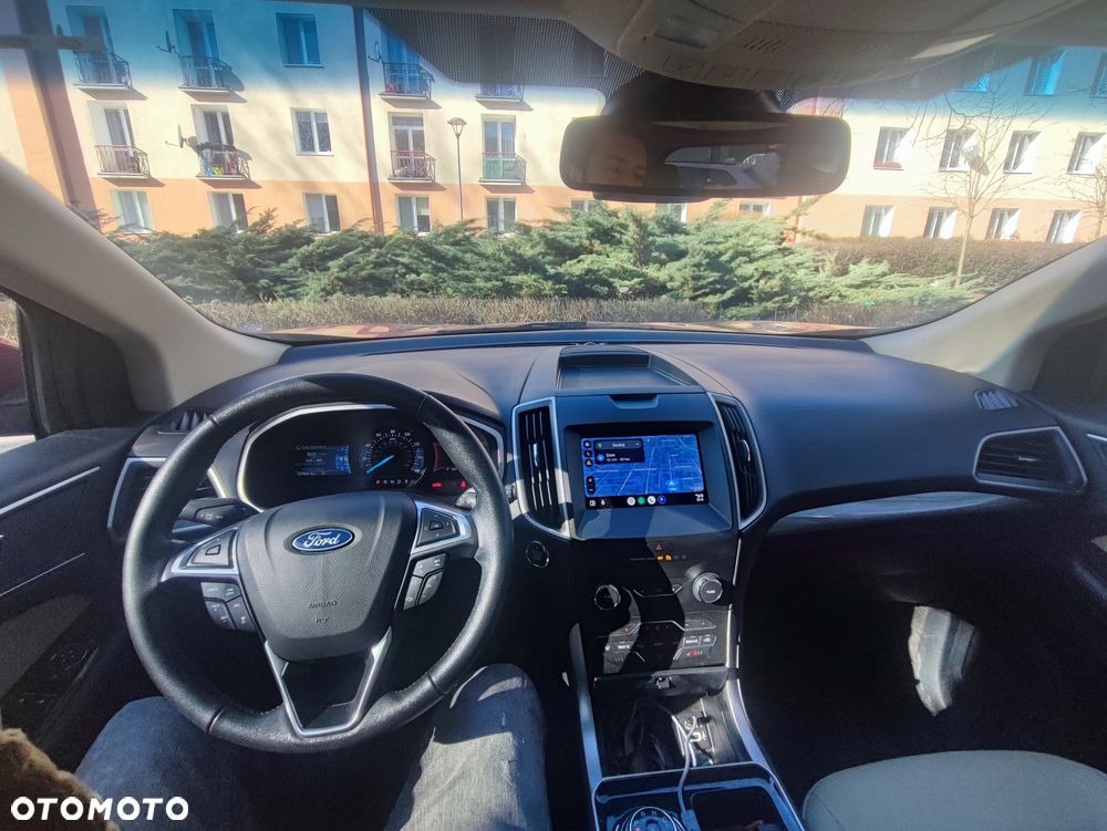 Ford Edge - 8