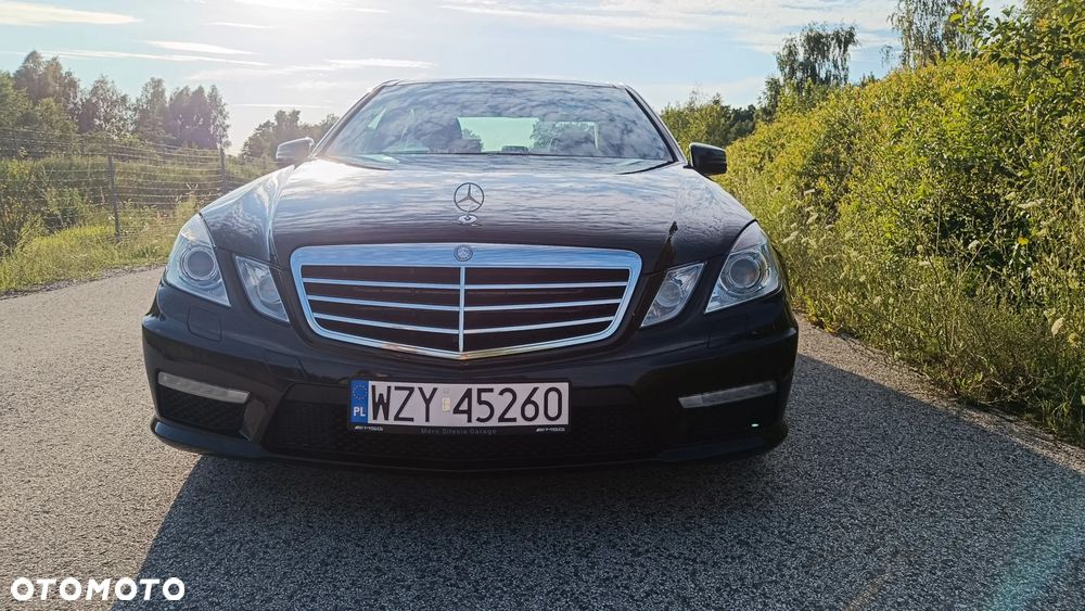Mercedes-Benz Klasa E 63 AMG - 4