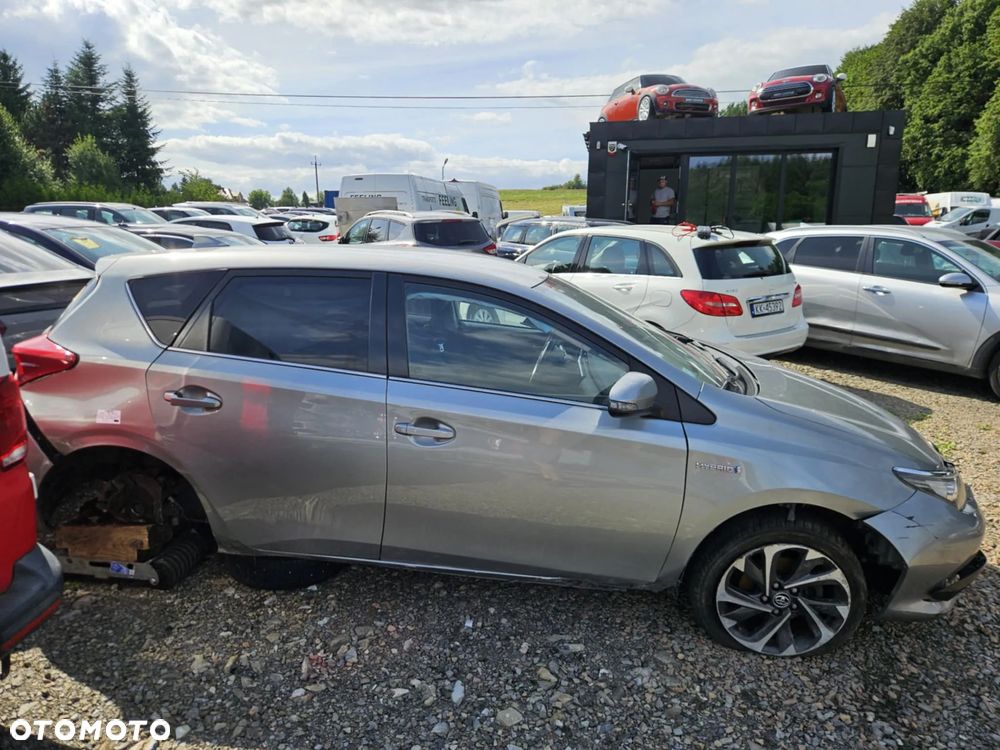 Toyota Auris 1.8 VVT-i Hybrid Automatik Design Edition - 9