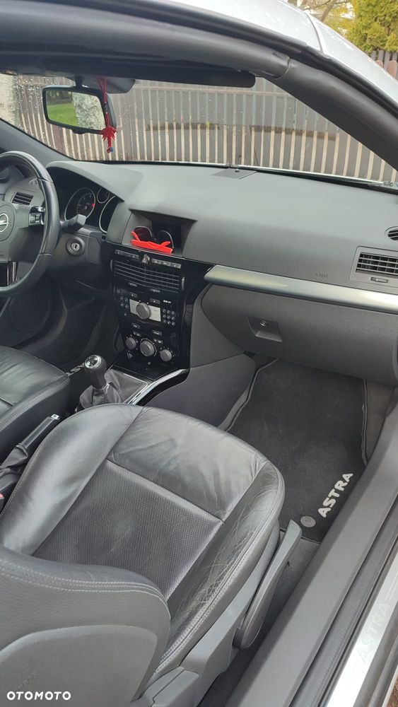 Opel Astra 1.9 CDTI Cosmo - 12