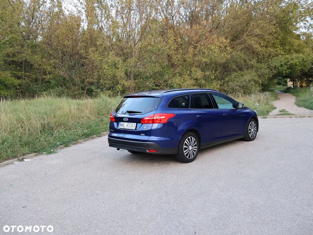 Ford Focus 1.0 EcoBoost Trend - 18