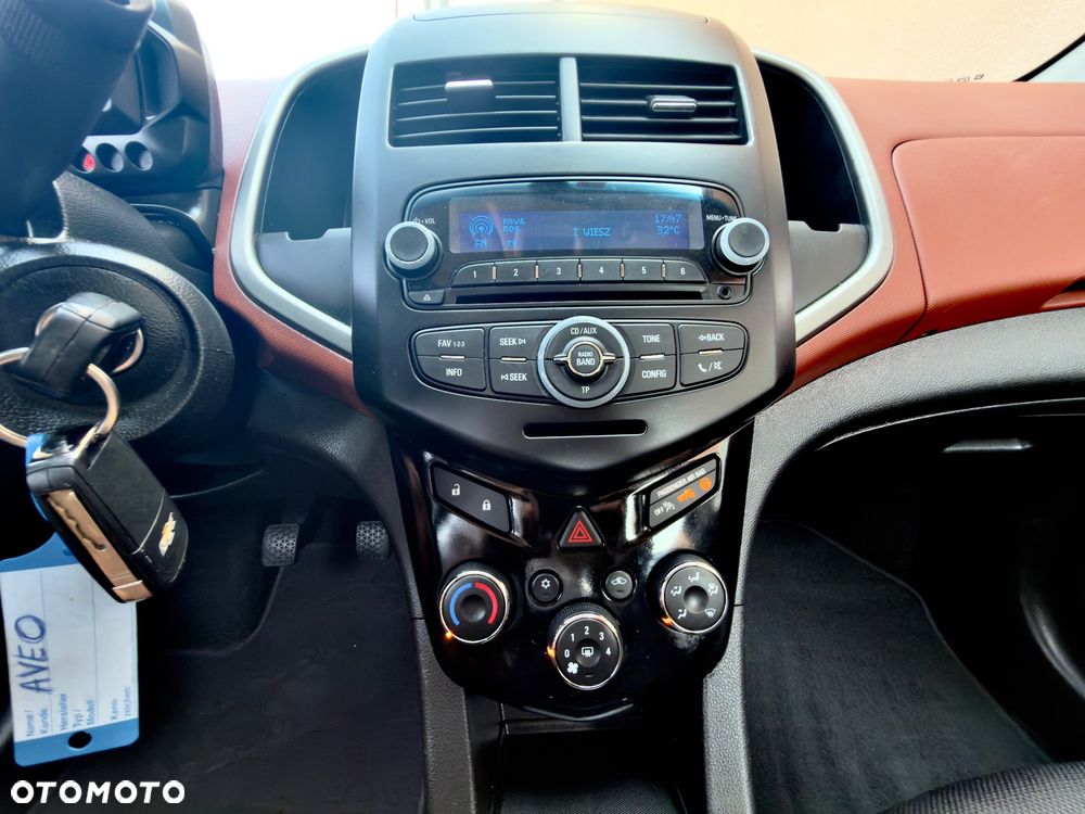 Chevrolet Aveo - 30
