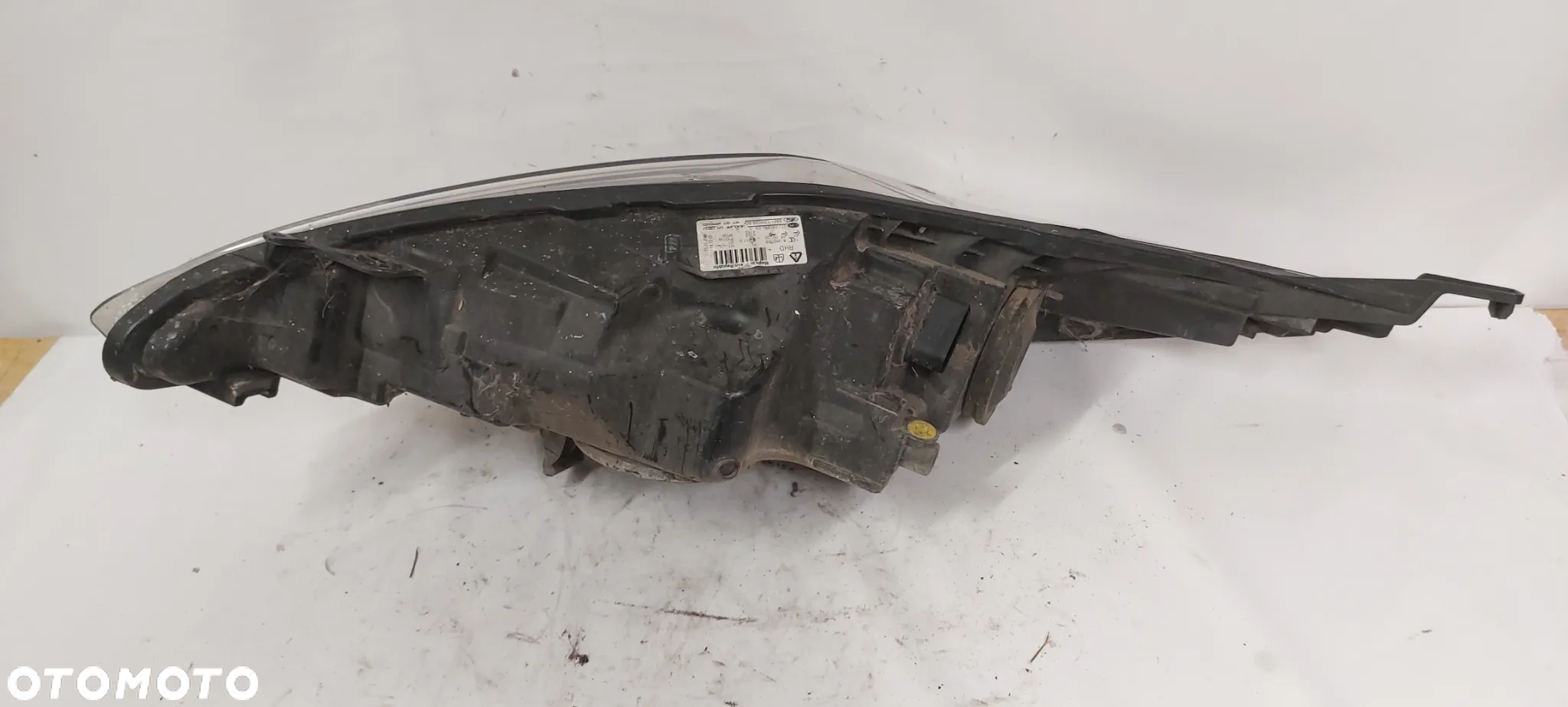 .  LAMPA PRZOD PRZEDNIA PRAWA FORD FIESTA MK7 - 4