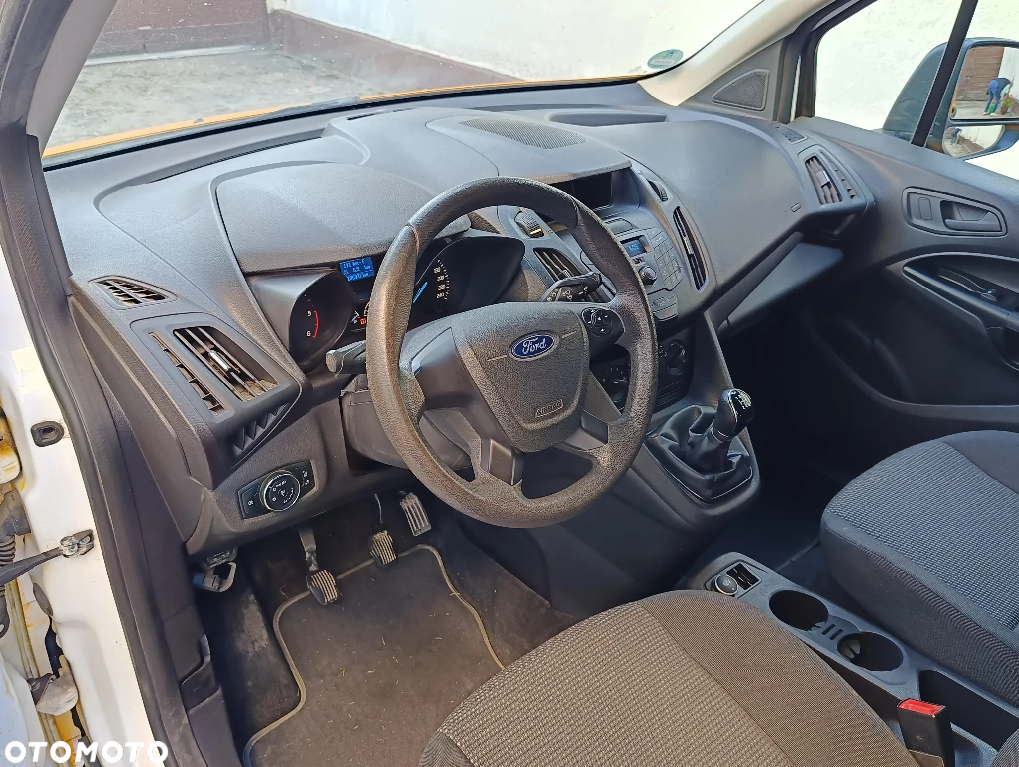 Ford Tourneo Connect 1.5 TDCi Trend - 25