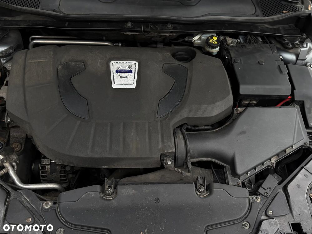 Volvo V40 D3 Summum - 11