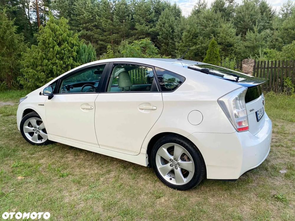 Toyota Prius - 8
