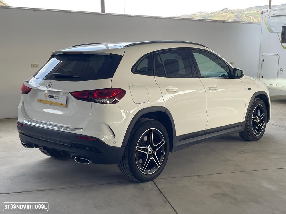 Mercedes-Benz GLA 250 e 8G-DCT AMG Line - 5