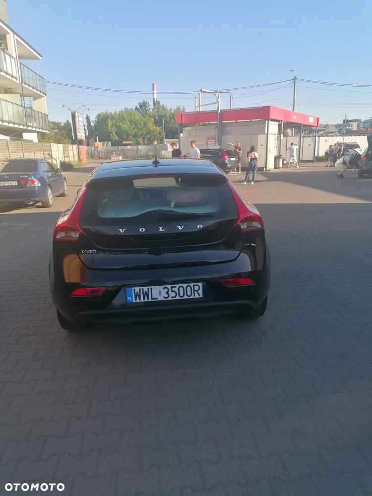 Volvo V40 D2 Summum - 8
