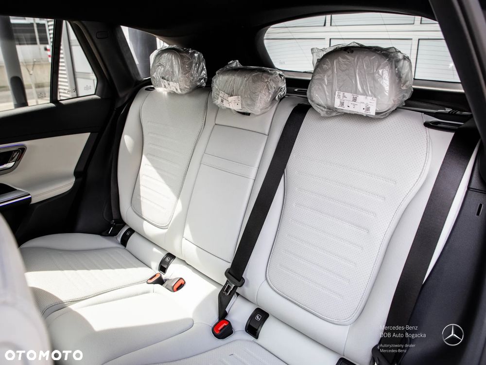 Mercedes-Benz GLC 300 mHEV 4-Matic AMG Line - 13