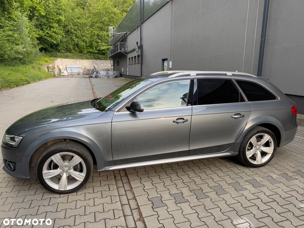 Audi A4 Allroad - 9