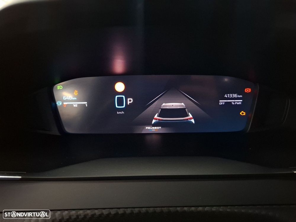 Peugeot 2008 1.2 Hybrid Allure e-DCS6 - 17
