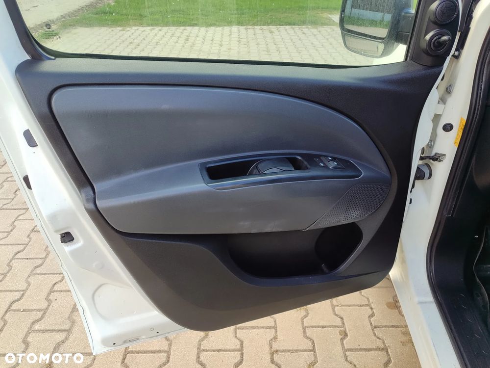 Fiat Doblo 1.3 Multijet 16V Dynamic - 9