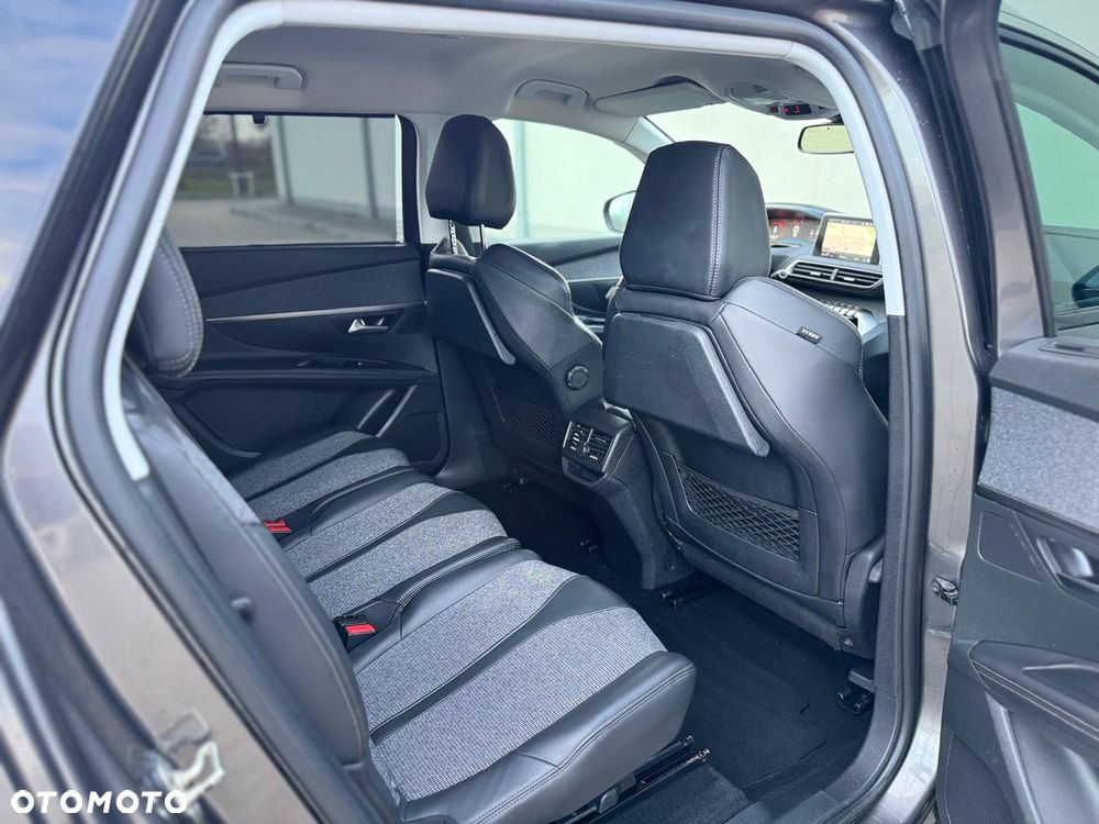 Peugeot 5008 BlueHDi 130 Allure - 33