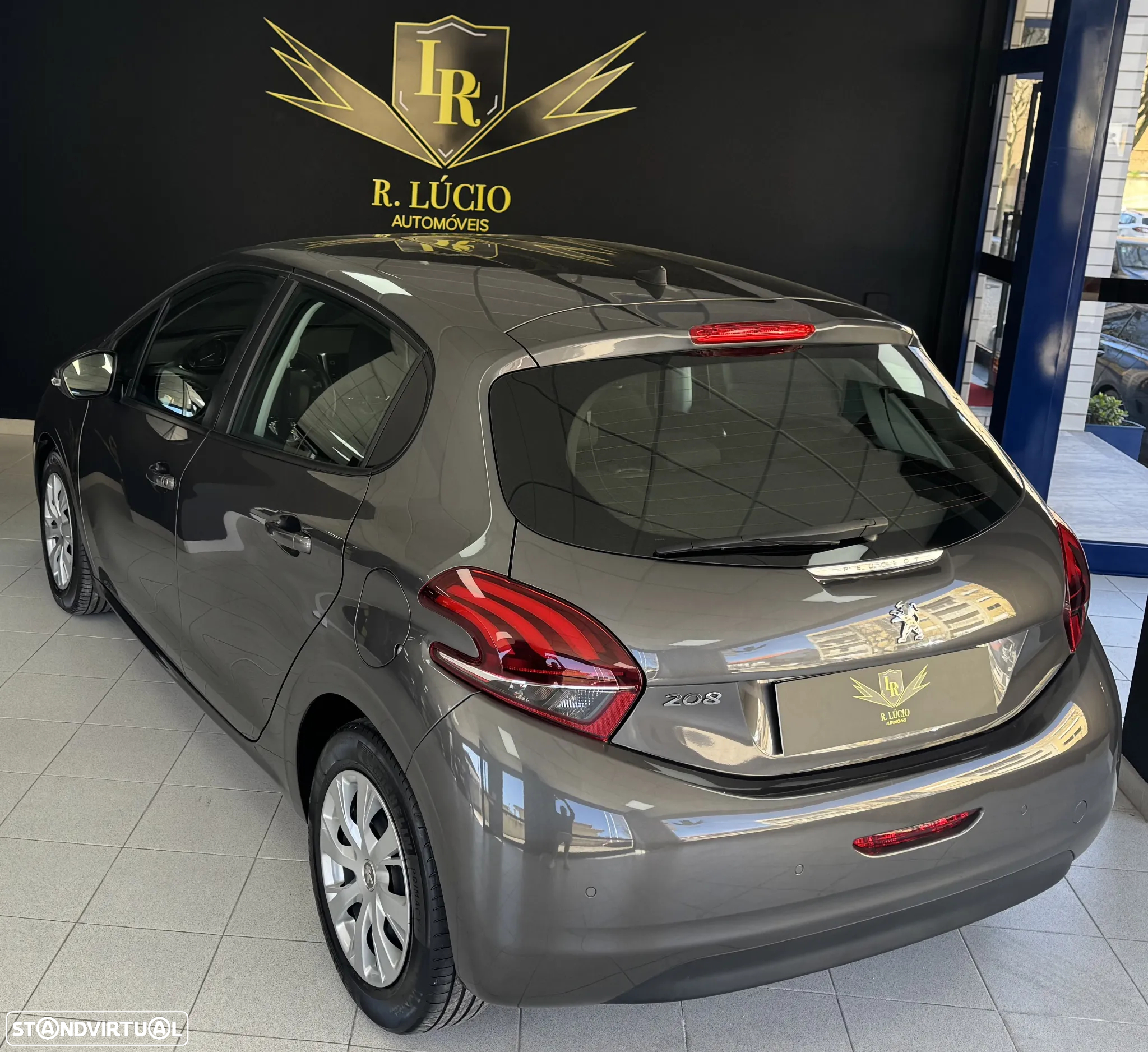 Peugeot 208 1.5 BlueHDi Allure - 11