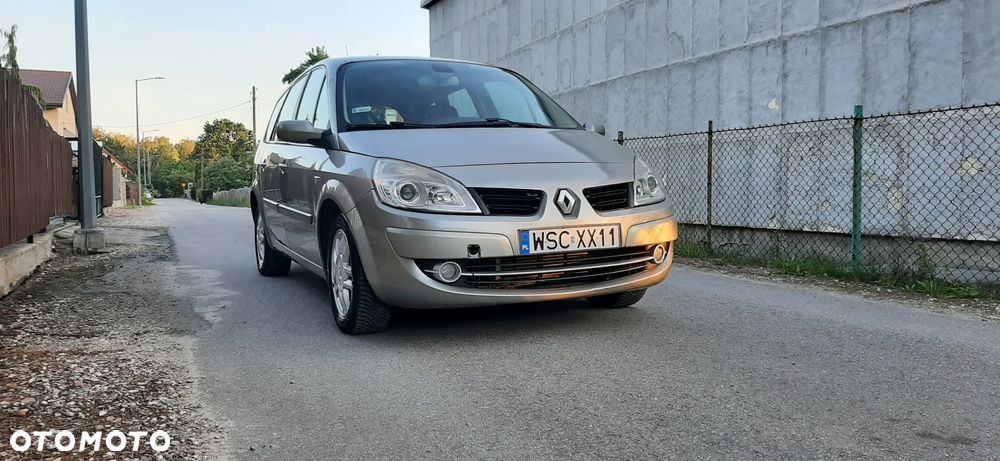 Renault Grand Scenic 1.9 dCi FAP Exception - 17