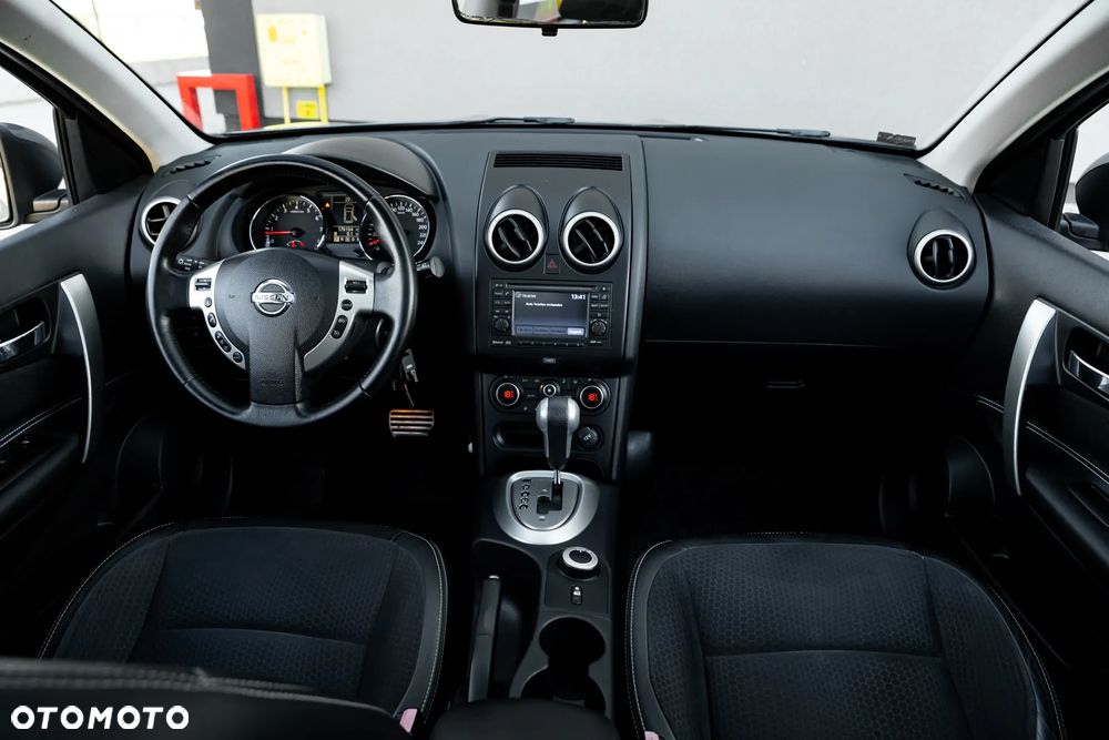 Nissan Qashqai+2 - 9