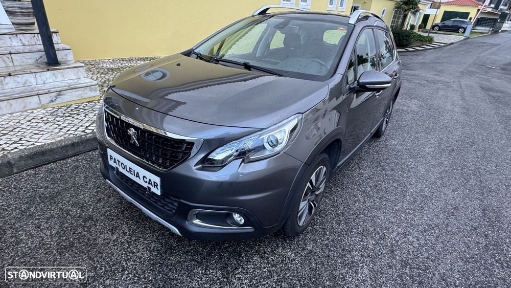 Peugeot 2008 1.2 PureTech Allure EAT6 - 3