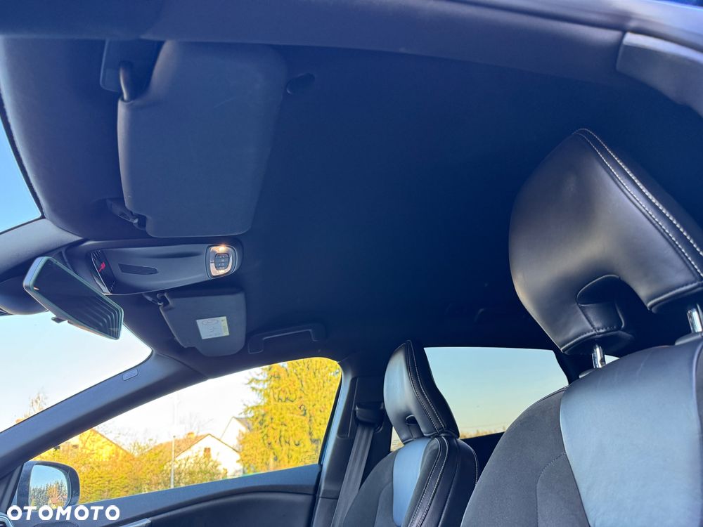 Volvo V40 D2 RDesign - 15