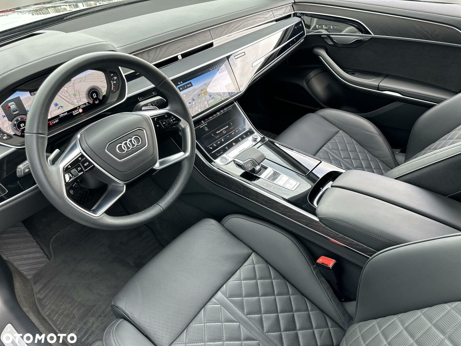 Audi A8 - 12
