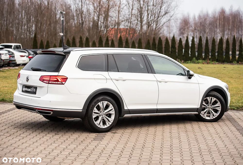 Volkswagen Passat Alltrack - 15