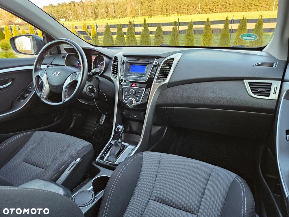 Hyundai i30 i30cw 1.6 Automatik Trend - 21