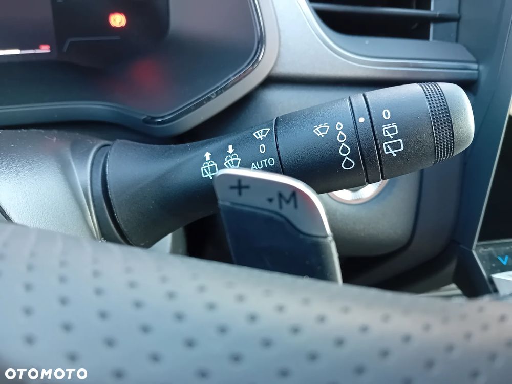 Renault Captur 1.3 TCe mHEV Techno EDC - 28