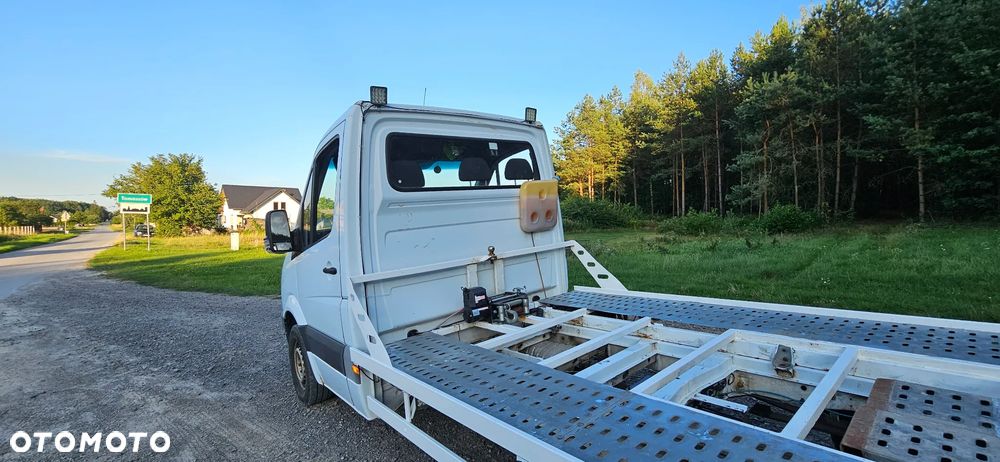 Mercedes-Benz Sprinter - 4