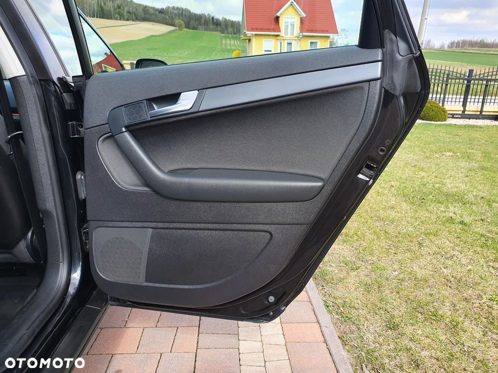 Audi A3 Sportback 2.0 TDI DPF Attraction - 11