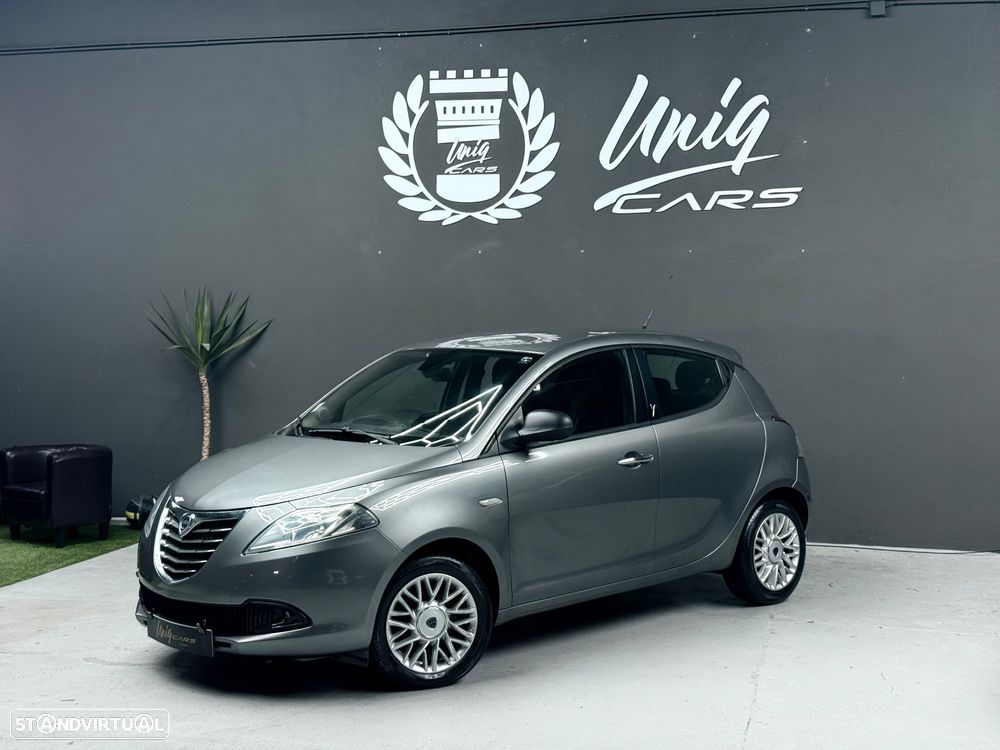 Lancia Ypsilon 1.3 MultiJet Gold - 3