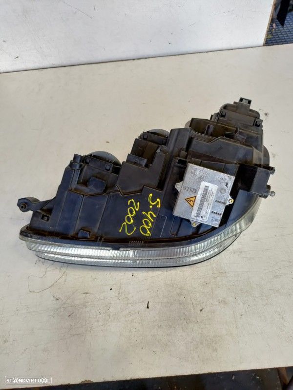 Farol Frente Direito / Otica Direita Mercedes-Benz S-Class (W220)  A22 - 9