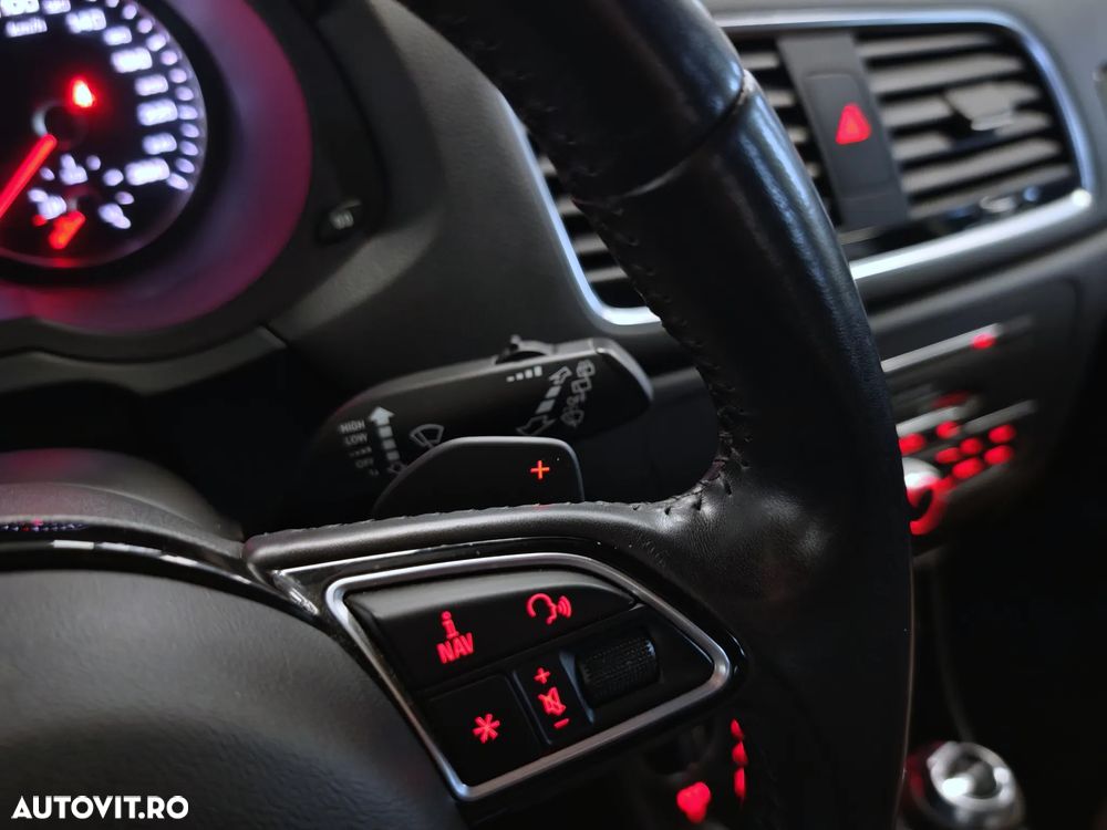 Audi Q3 2.0 TDI Quattro S tronic - 24