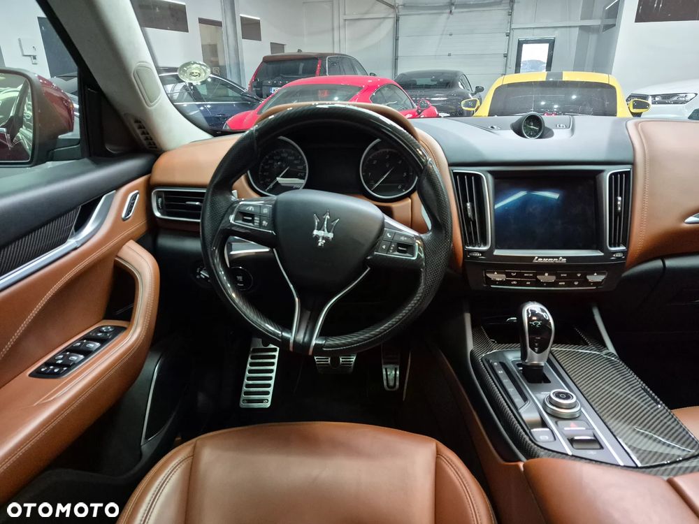 Maserati Levante Diesel Granlusso - 15