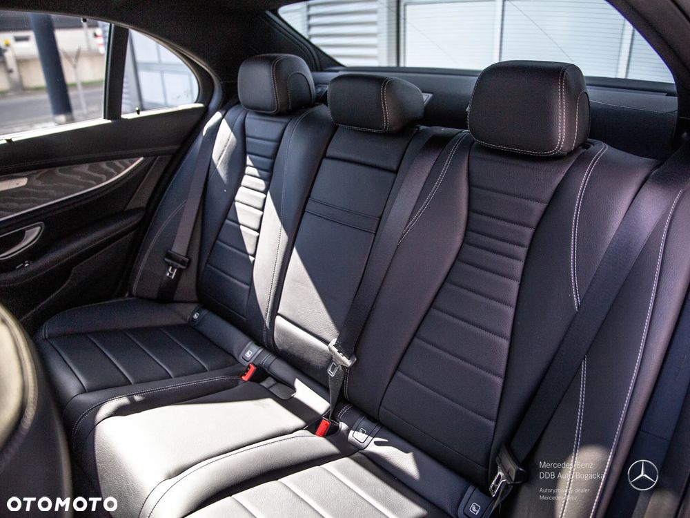Mercedes-Benz Klasa E 220 d 4-Matic AMG - 10
