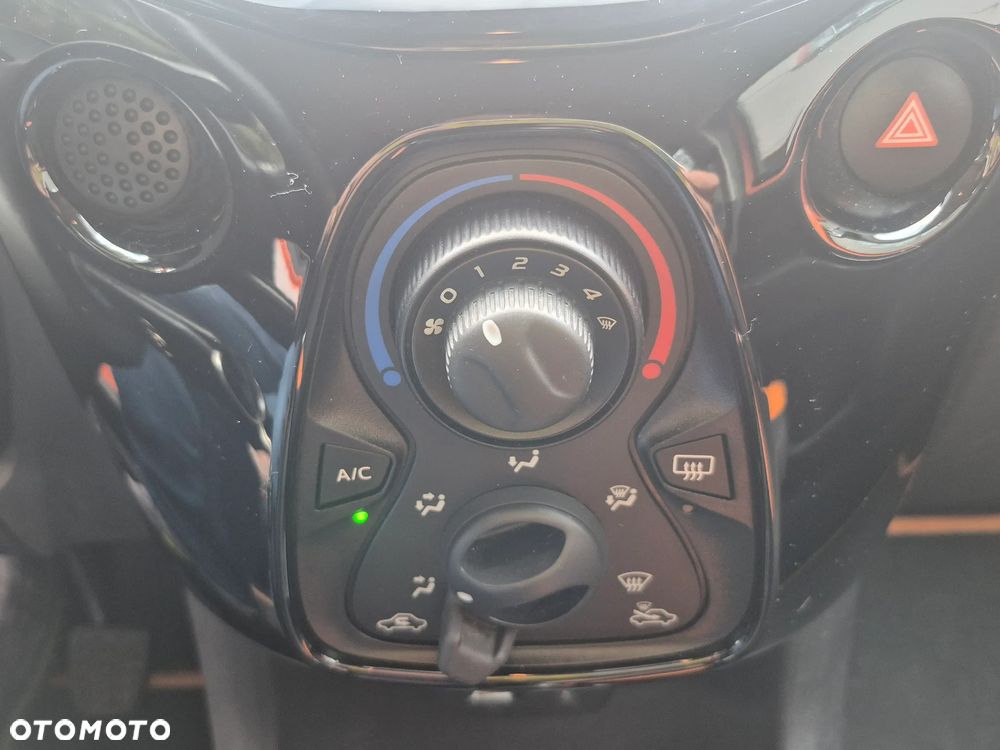 Toyota Aygo 1.0 VVT-i Black Edition - 23