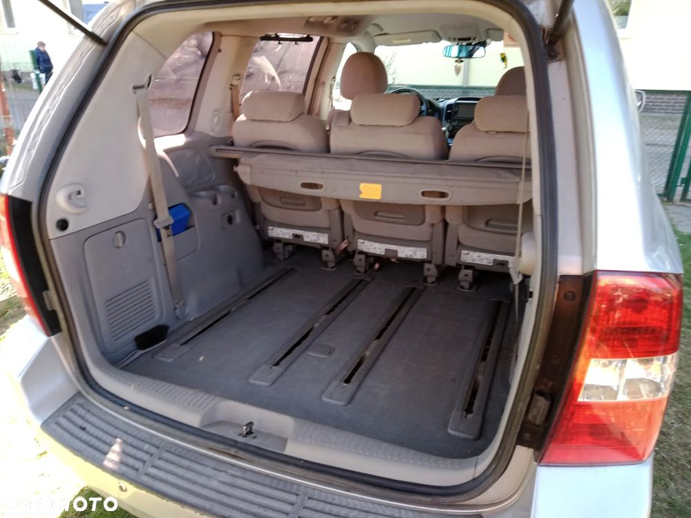 Kia Carnival 2.9 CRDi EX - 9