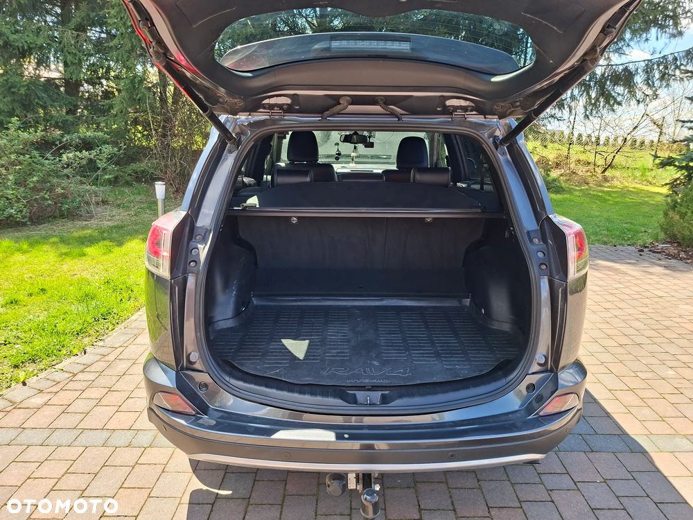 Toyota RAV4 Hybrid Selection 4x4 - 5