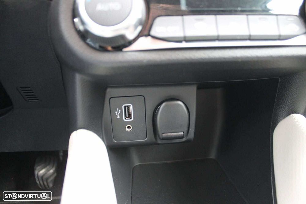 Nissan Micra 1.0 IG-T N-Tec - 17