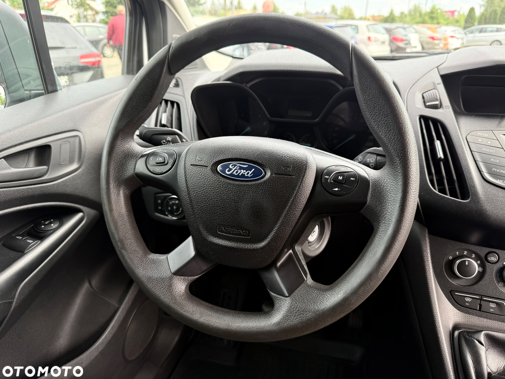 Ford Transit Connect - 15