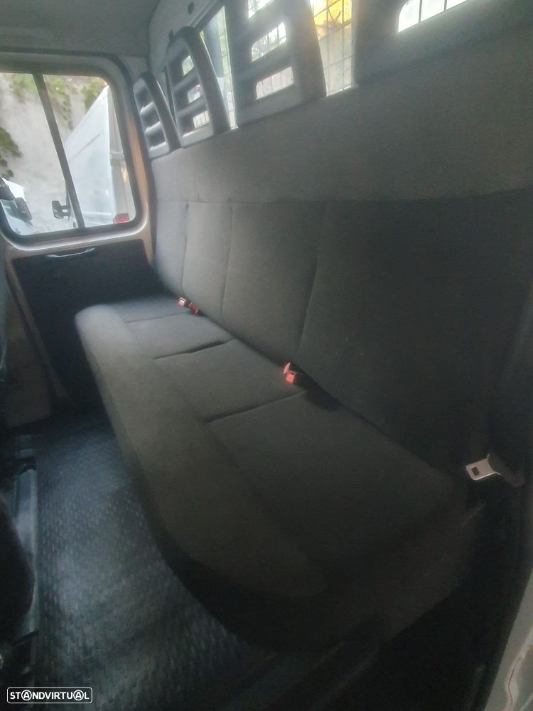 Iveco Daily 2.3 35C14 - 7 LUG. c/ sinalização luminosa - 6