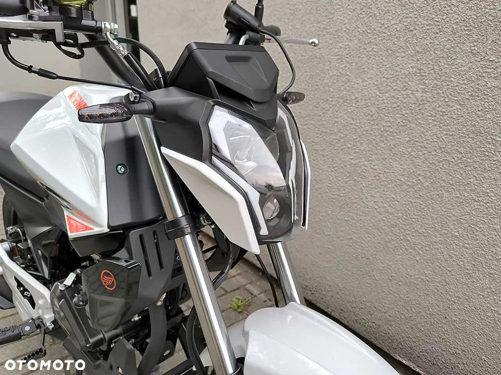 Keeway RKS 125 - 8