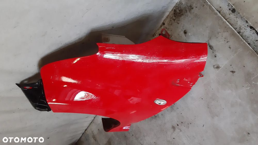 * BŁOTNIK LEWY DO TOYOTA AYGO 3P0 CZERWONY - 2