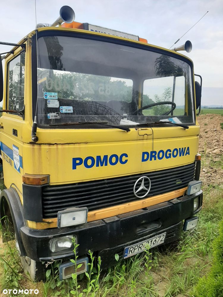 Mercedes-Benz 813 - 2