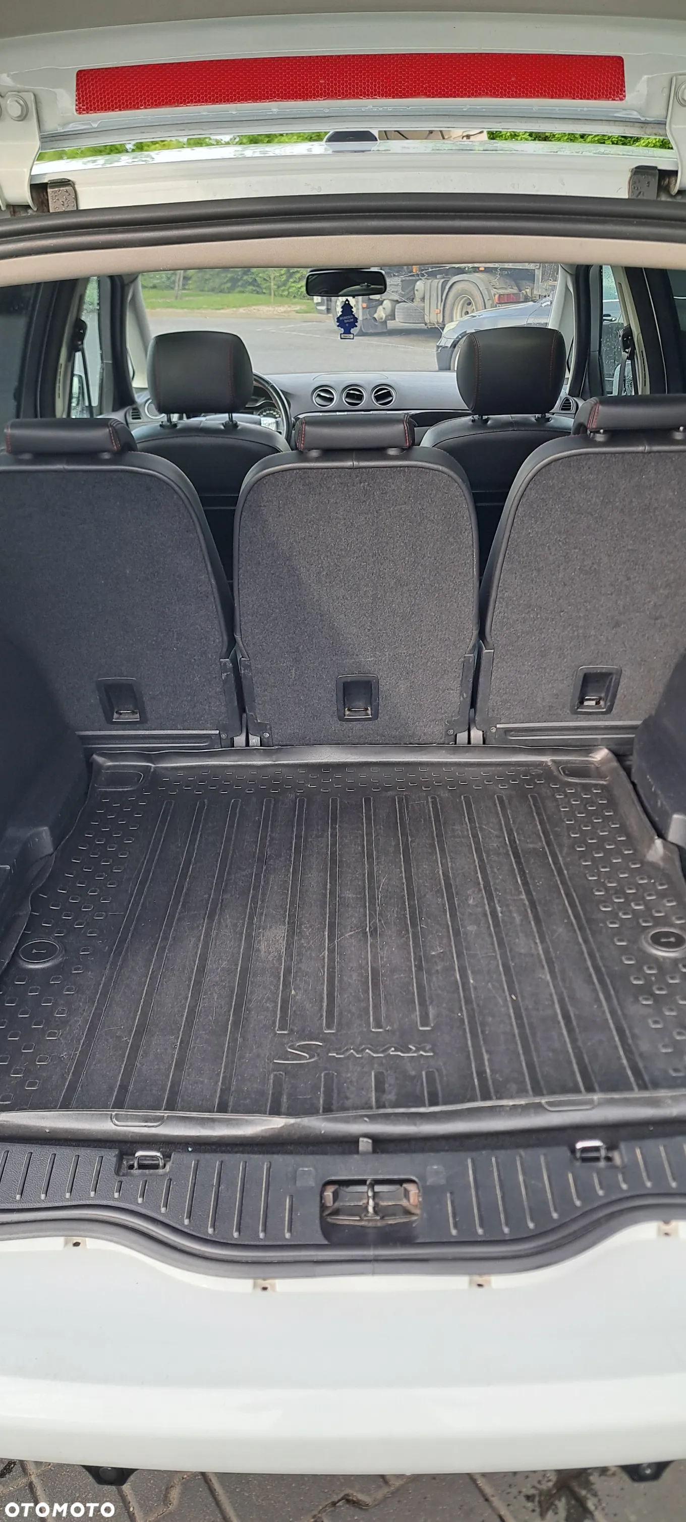 Ford S-Max 2.0 TDCi DPF Titanium - 12