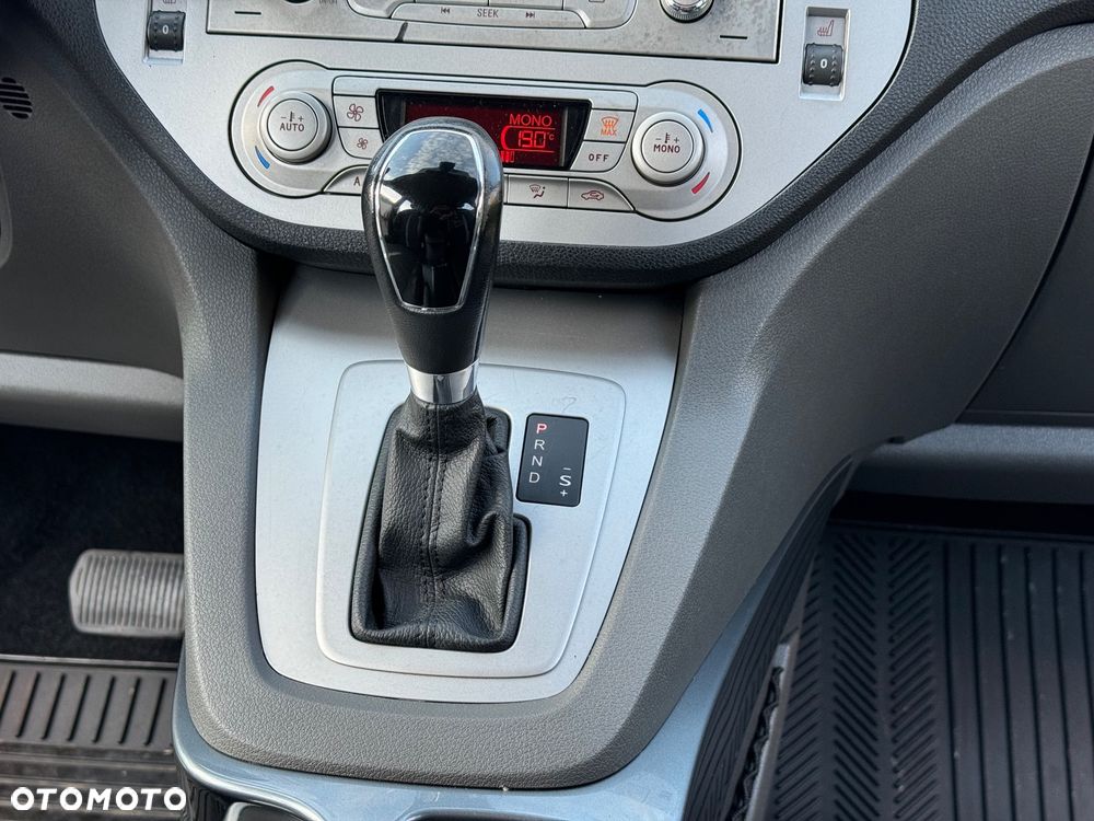 Ford Kuga 2.0 TDCi 4x4 Titanium - 19